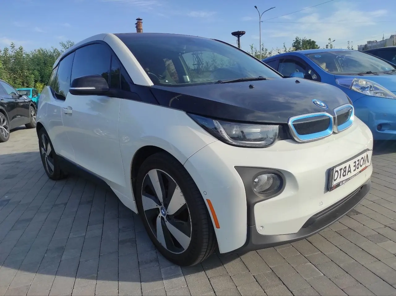 BMW i3 image 1