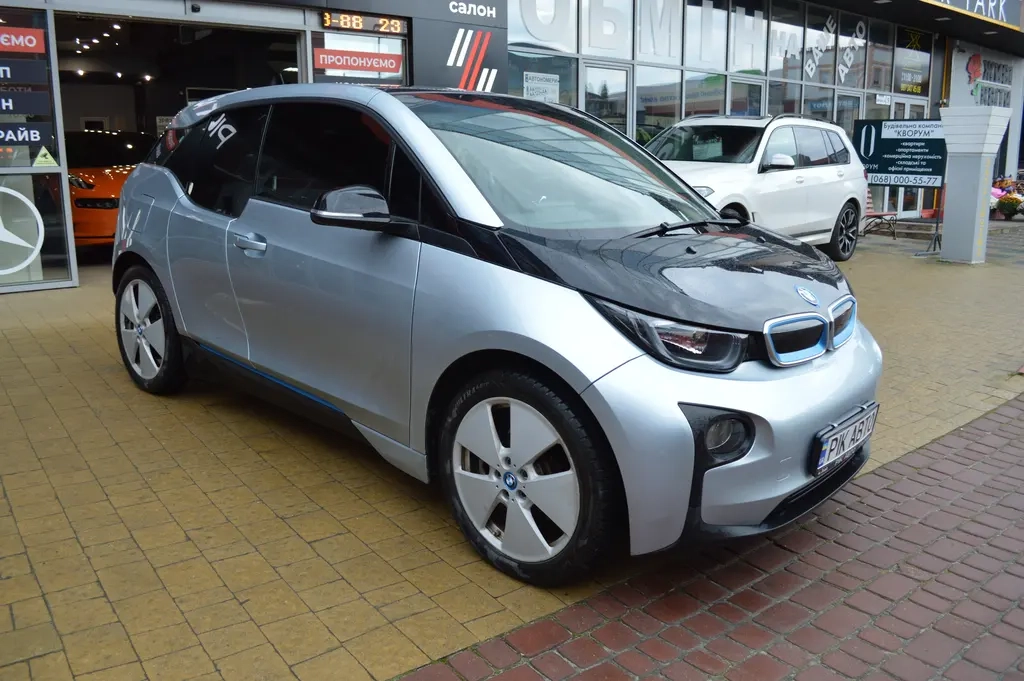 BMW i3 E-Drive image 1
