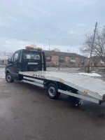 Mercedes-Benz Sprinter image 4