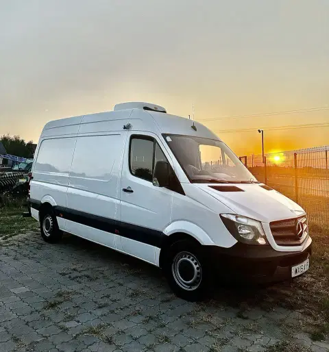 Mercedes-Benz Sprinter (2023-11-27T00:00:00.000Z)
