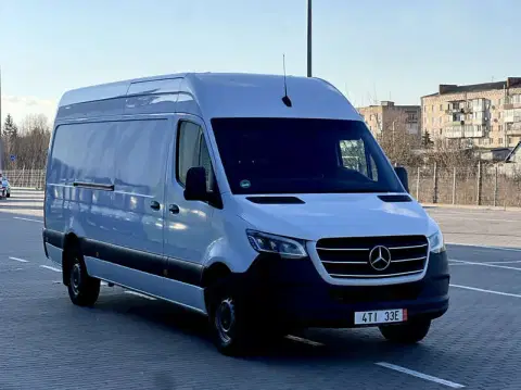 Mercedes-Benz Sprinter (2024-06-19T00:00:00.000Z)