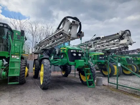 John Deere 4830 (2024-04-04T00:00:00.000Z)