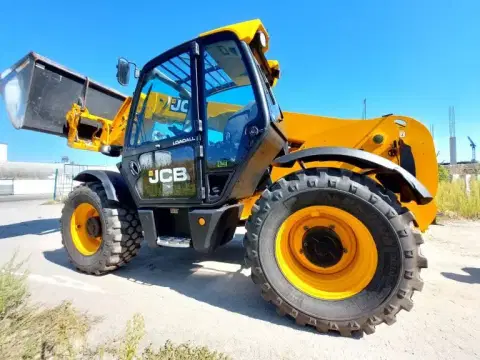 JCB 531-70 Agri (2023-09-13T00:00:00.000Z)