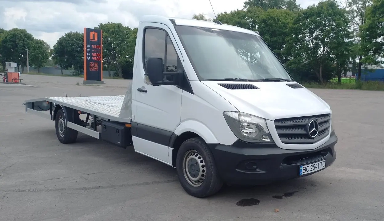 Mercedes-Benz Sprinter image 1