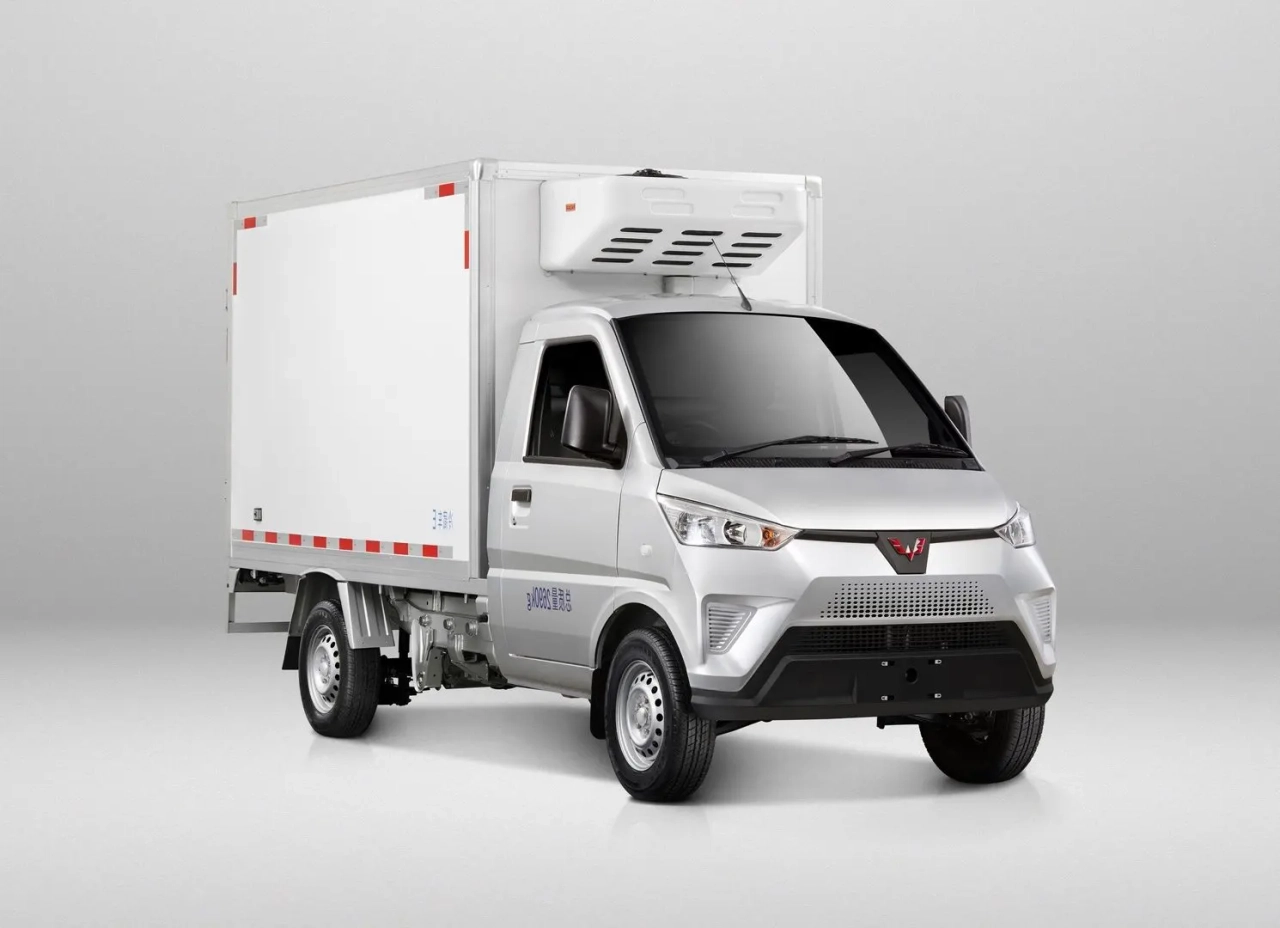 Wuling Wuling image 1