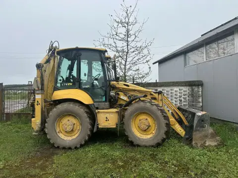 Komatsu WB (2024-05-01T00:00:00.000Z)