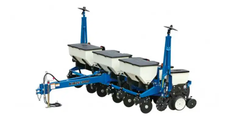 Kinze Agricultural Machinery Brand