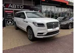 Lincoln Navigator image 1