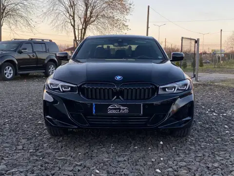BMW 330e (2024-01-29T00:00:00.000Z)