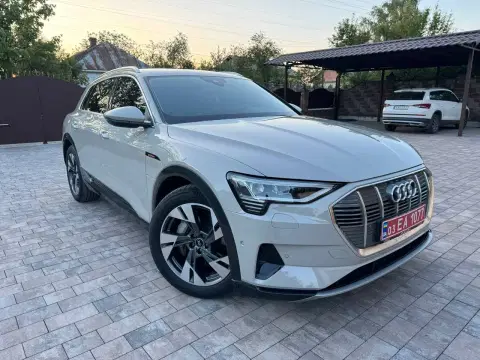 Audi e-tron (2024-06-27T00:00:00.000Z)