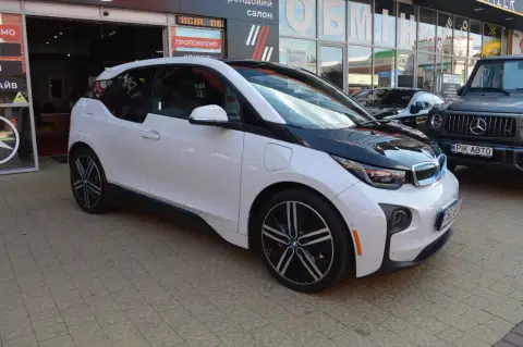 BMW i3 (2024-02-16T00:00:00.000Z)