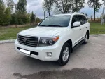 Toyota Land Cruiser image 2