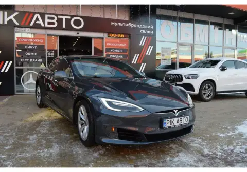 Tesla Model S (2024-02-20T00:00:00.000Z)
