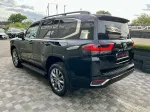 Toyota Land Cruiser image 4