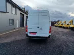 Mercedes-Benz Sprinter image 4