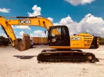 JCB JS 220 image 2