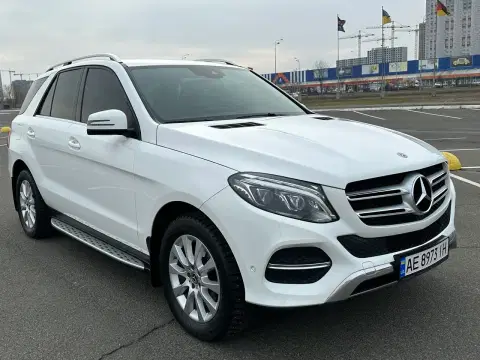 Mercedes-Benz M-Class (2025-03-04T00:00:00.000Z)