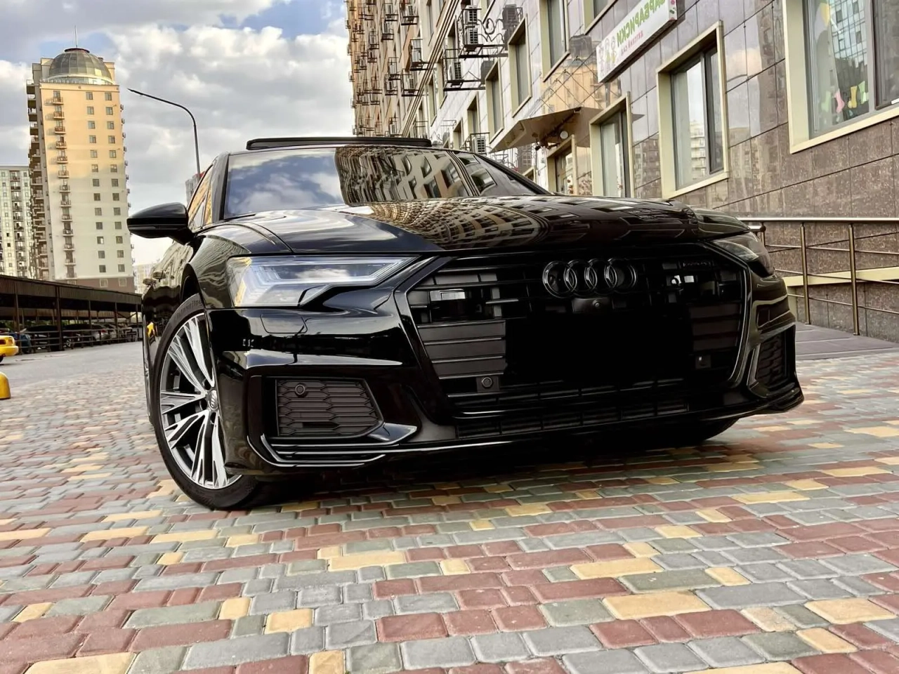 Audi A6 image 1