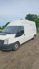 Ford Transit image 15