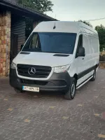 Mercedes-Benz Sprinter image 3