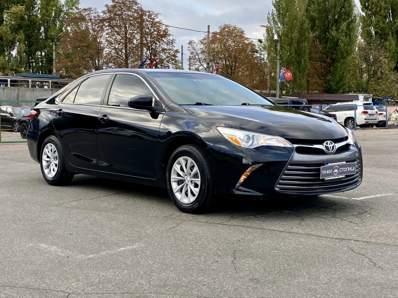 Toyota Camry image 1