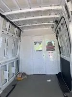 Mercedes-Benz Sprinter image 10