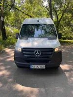 Mercedes-Benz Sprinter image 2