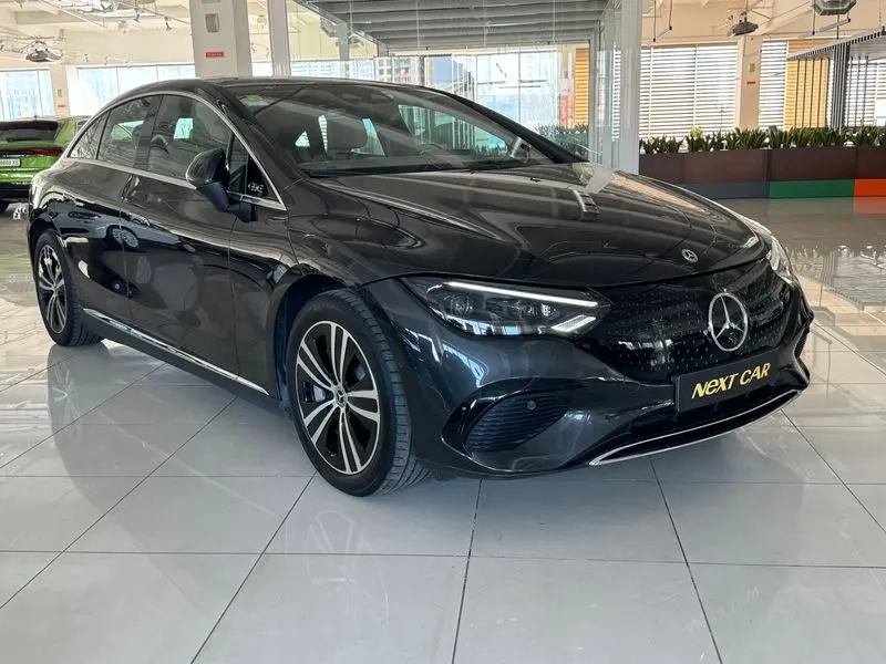 Mercedes-Benz EQE 350 image 1
