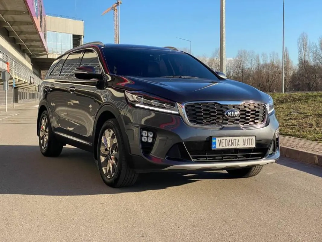 Kia Sorento image 1