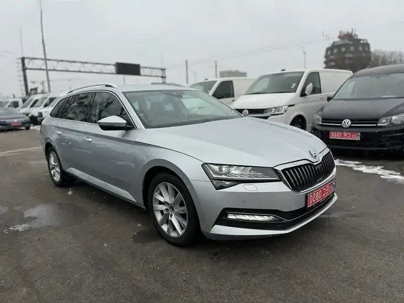 Skoda Superb image 1