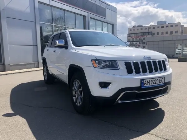 Jeep Grand Cherokee image 1