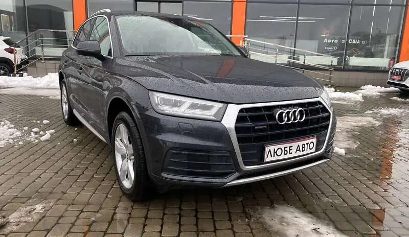 Audi Q5 image 1