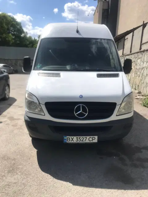 Mercedes-Benz Sprinter (2024-05-14T00:00:00.000Z)