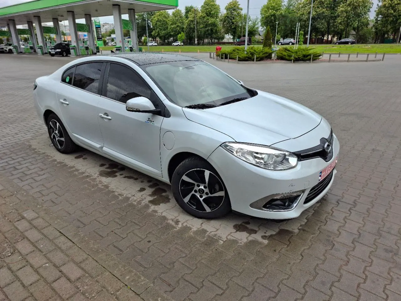 Renault Samsung SM3 image 1