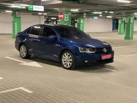 Volkswagen Jetta (2024-07-08T00:00:00.000Z)