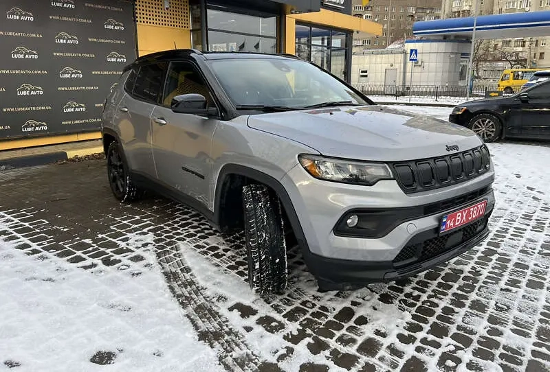 Jeep Compass image 1