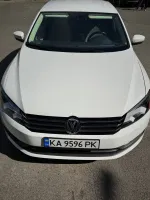 Volkswagen Passat image 3
