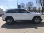 Jeep Grand Cherokee image 4
