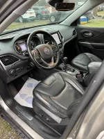 Jeep Cherokee image 7