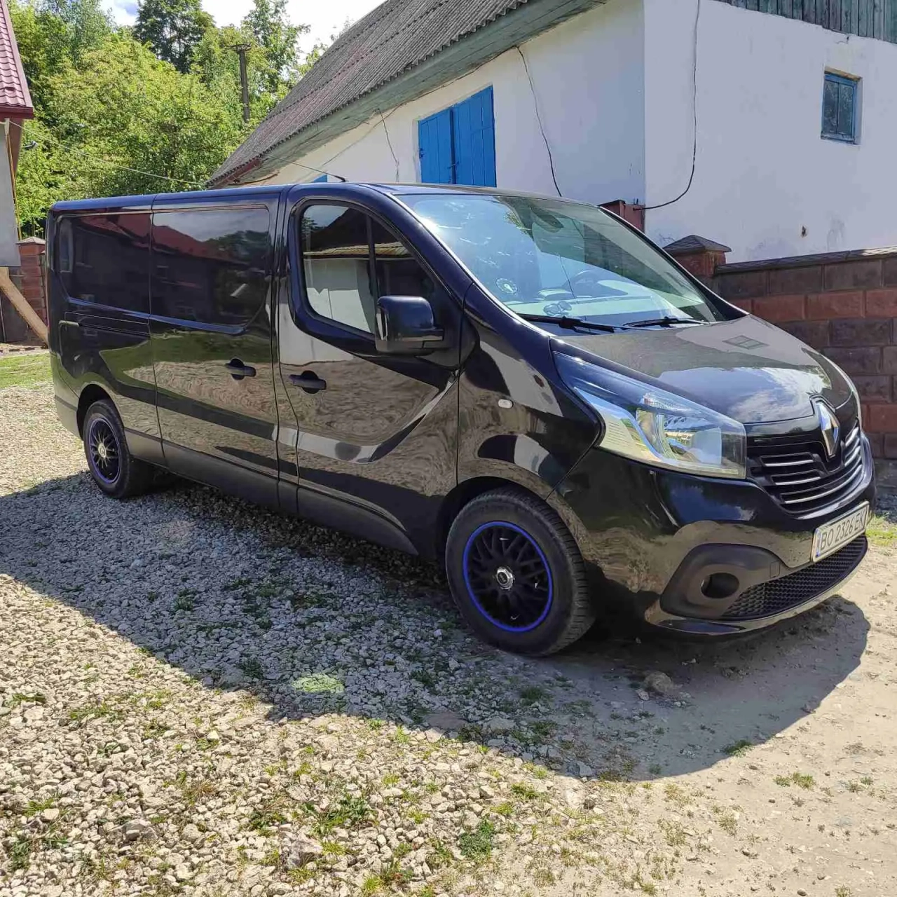 Renault Trafic image 1