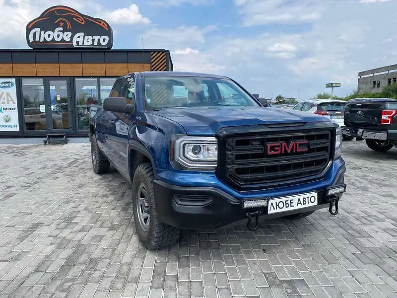 GMC Sierra image 1