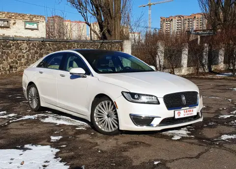 Lincoln MKZ (2024-02-07T00:00:00.000Z)