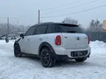 MINI Countryman image 2