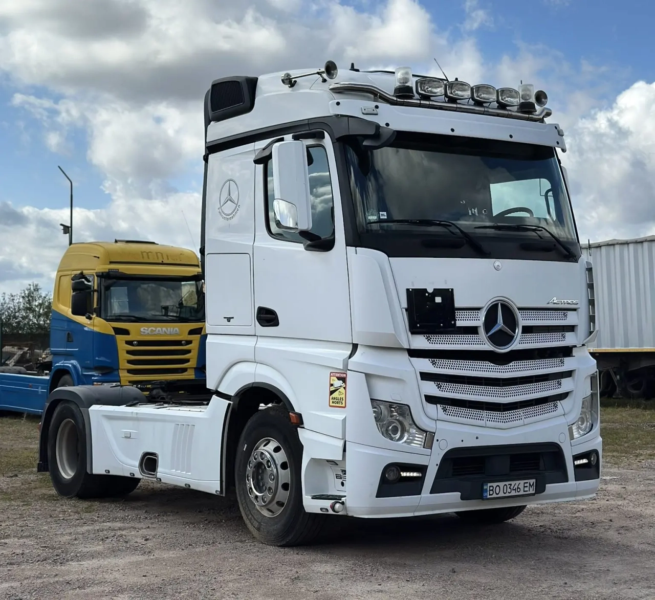 Mercedes-Benz Actros image 1