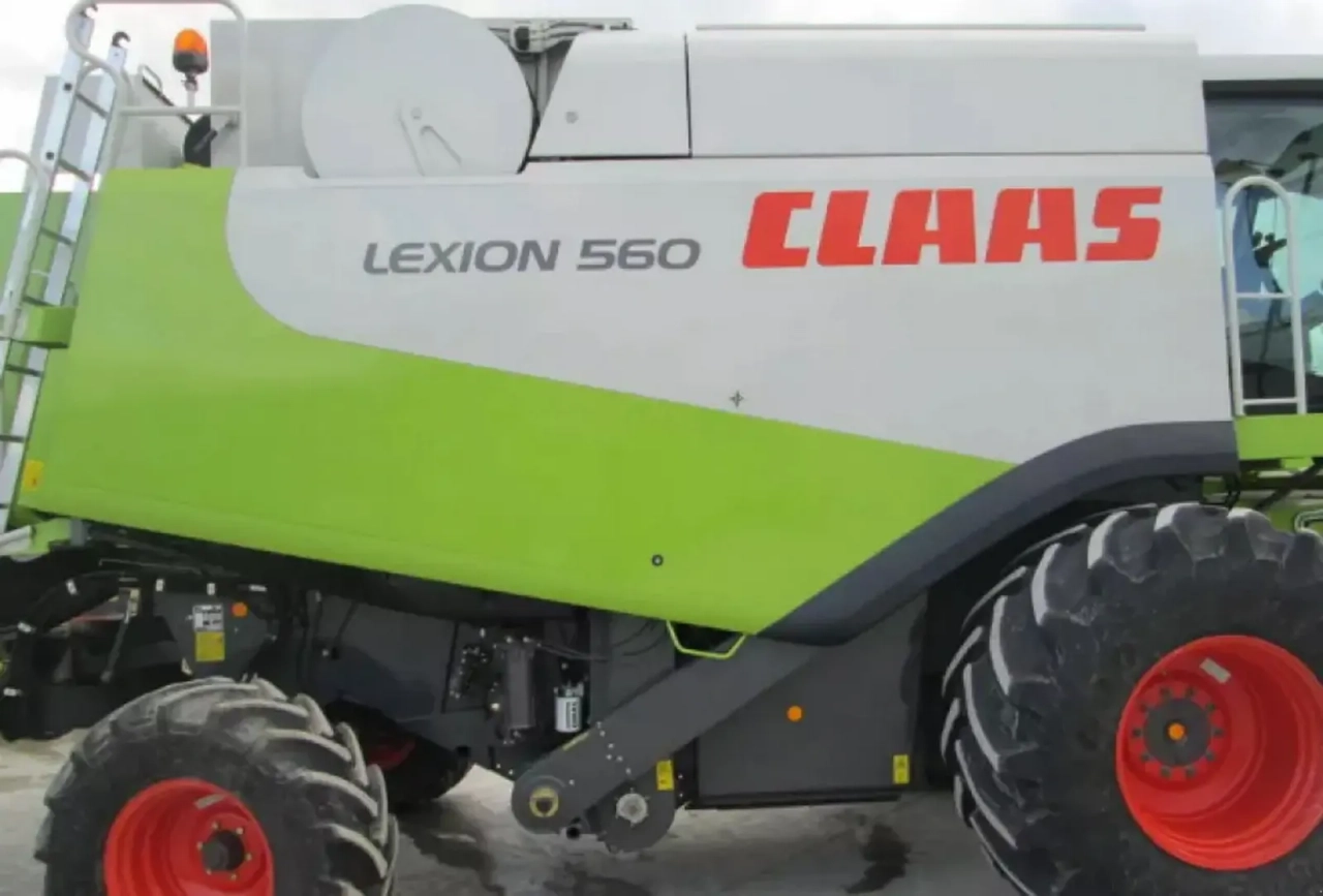 CLAAS Lexion 560 image 1