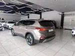 Hyundai Santa Fe image 4