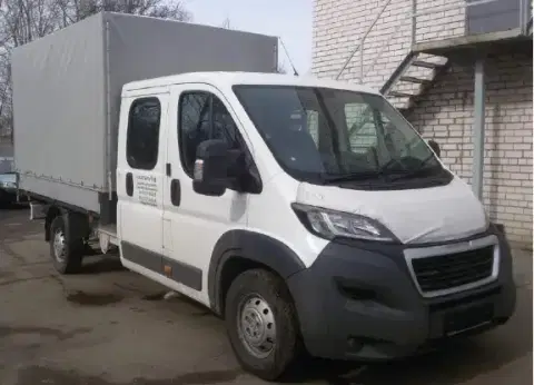 Peugeot Boxer (2024-02-15T00:00:00.000Z)