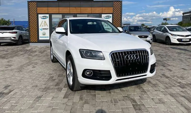 Audi Q5 image 1