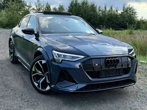 Audi e-tron (2024-07-04T00:00:00.000Z)