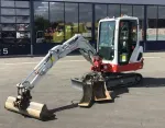 Takeuchi TB 225 image 3